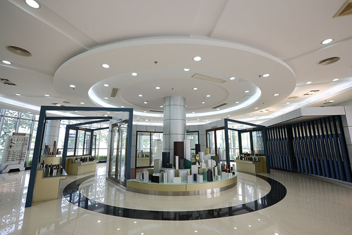 鋁型材定制開模鋁型材部分樣品展廳