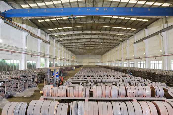 鋁型材定制開(kāi)模鋁型材開(kāi)模定制模具車間